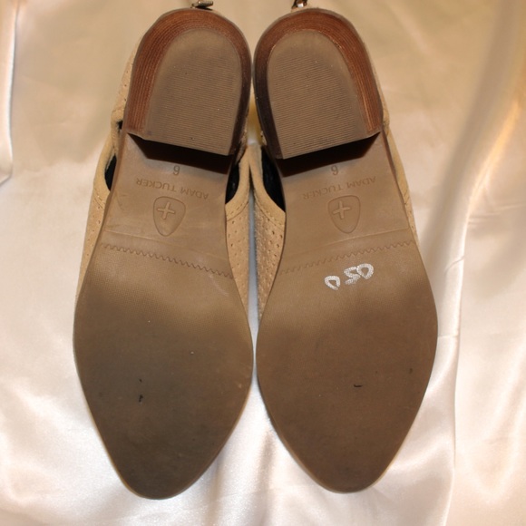 Adam Tucker Booties SIZE 6 - Picture 8 of 10